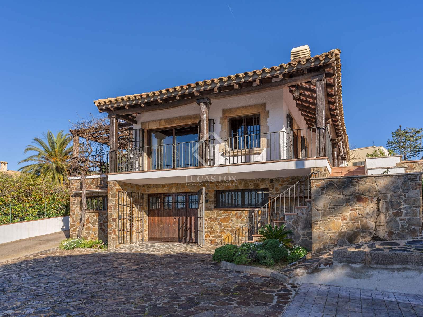 6 soveværelse Villa til salg i Sant Feliu de Guixols med garage - € 1.600.000 (Ref: 8700510)