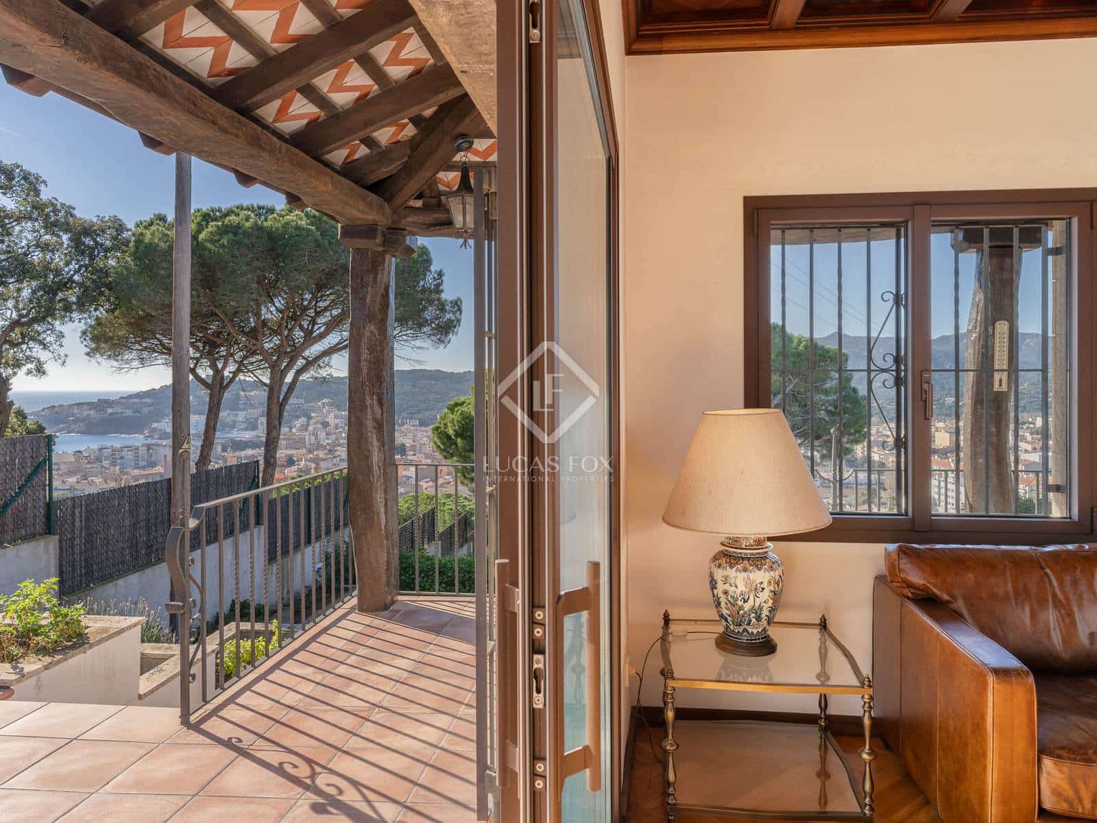 6 soveværelse Villa til salg i Sant Feliu de Guixols med garage - € 1.600.000 (Ref: 8700510)