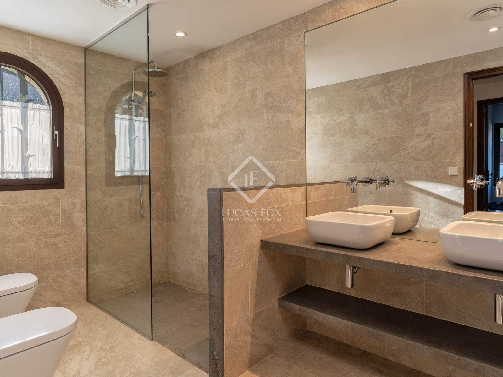 6 soveværelse Villa til salg i Sant Feliu de Guixols med garage - € 1.600.000 (Ref: 8700510)