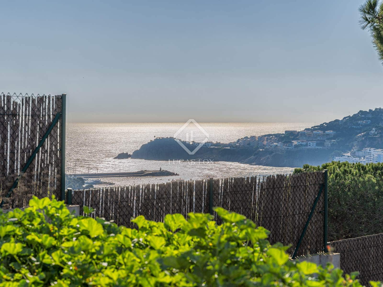 6 soveværelse Villa til salg i Sant Feliu de Guixols med garage - € 1.600.000 (Ref: 8700510)