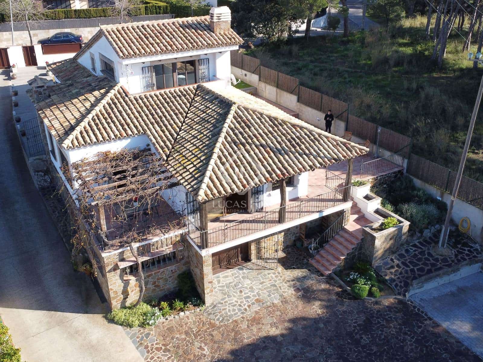 6 soveværelse Villa til salg i Sant Feliu de Guixols med garage - € 1.600.000 (Ref: 8700510)
