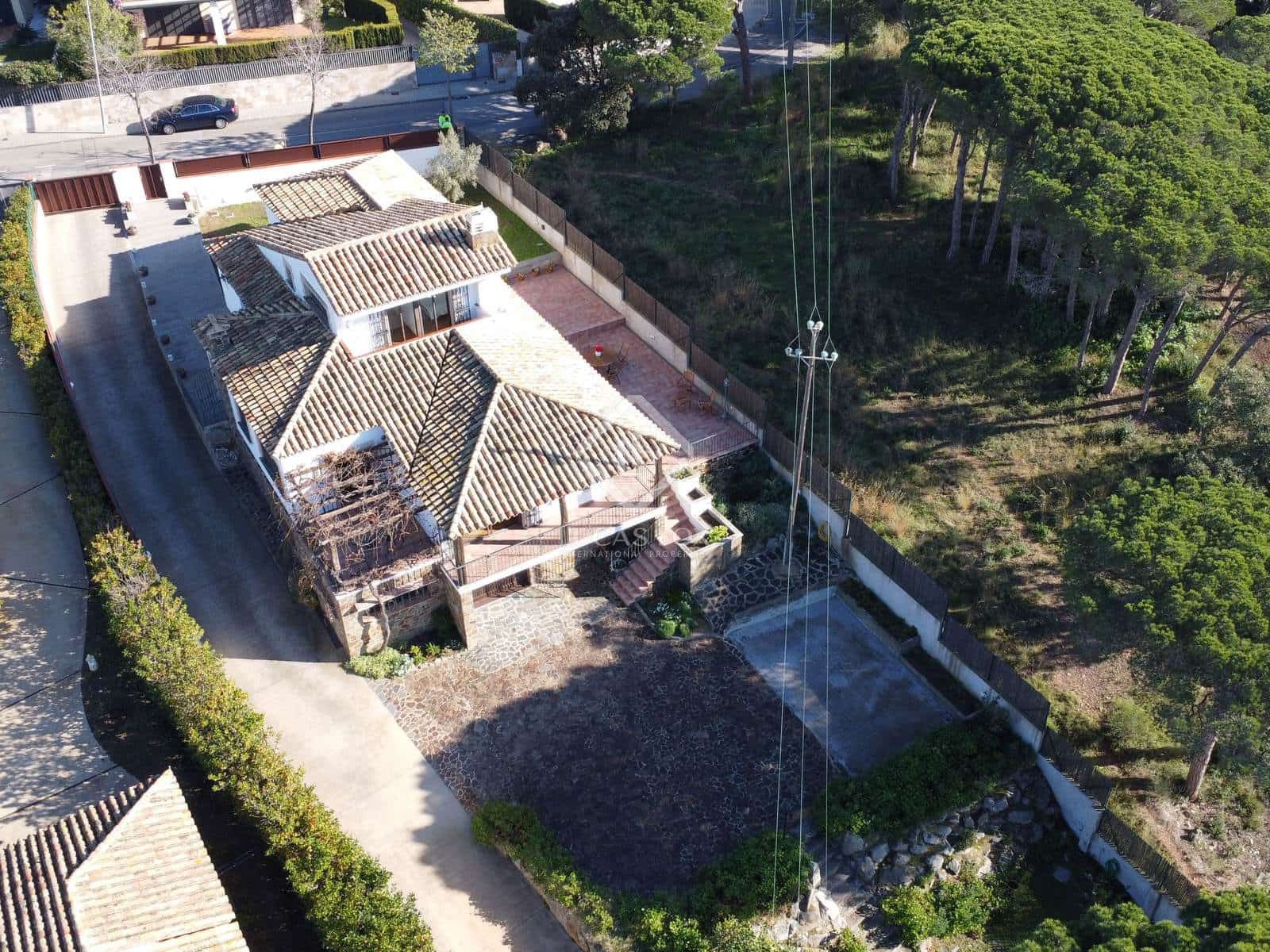 6 soveværelse Villa til salg i Sant Feliu de Guixols med garage - € 1.600.000 (Ref: 8700510)