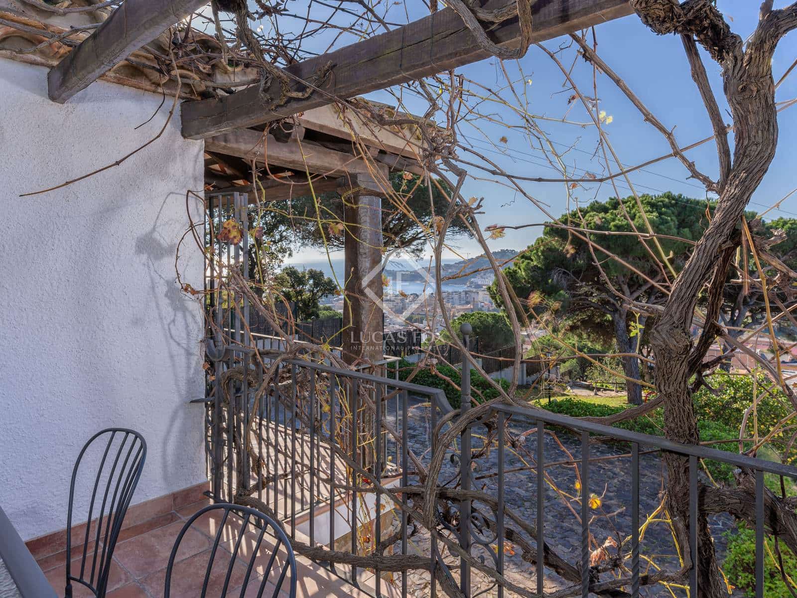 6 soveværelse Villa til salg i Sant Feliu de Guixols med garage - € 1.600.000 (Ref: 8700510)