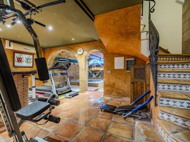 5 makuuhuone Huvila myytävänä paikassa Javea / Xàbia mukana 
autotalli - 1 150 000 € (Ref: 8703104)