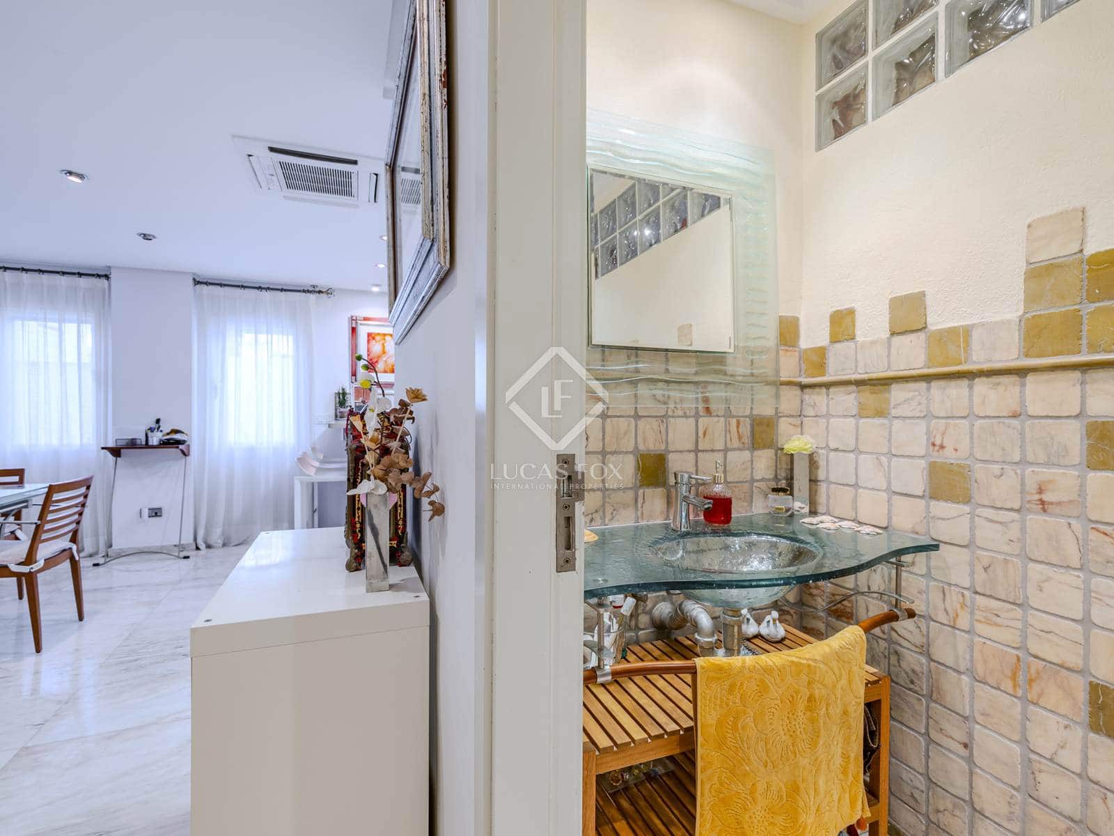 5 makuuhuone Huvila myytävänä paikassa Javea / Xabia mukana 
autotalli - 1 150 000 € (Ref: 8703104)