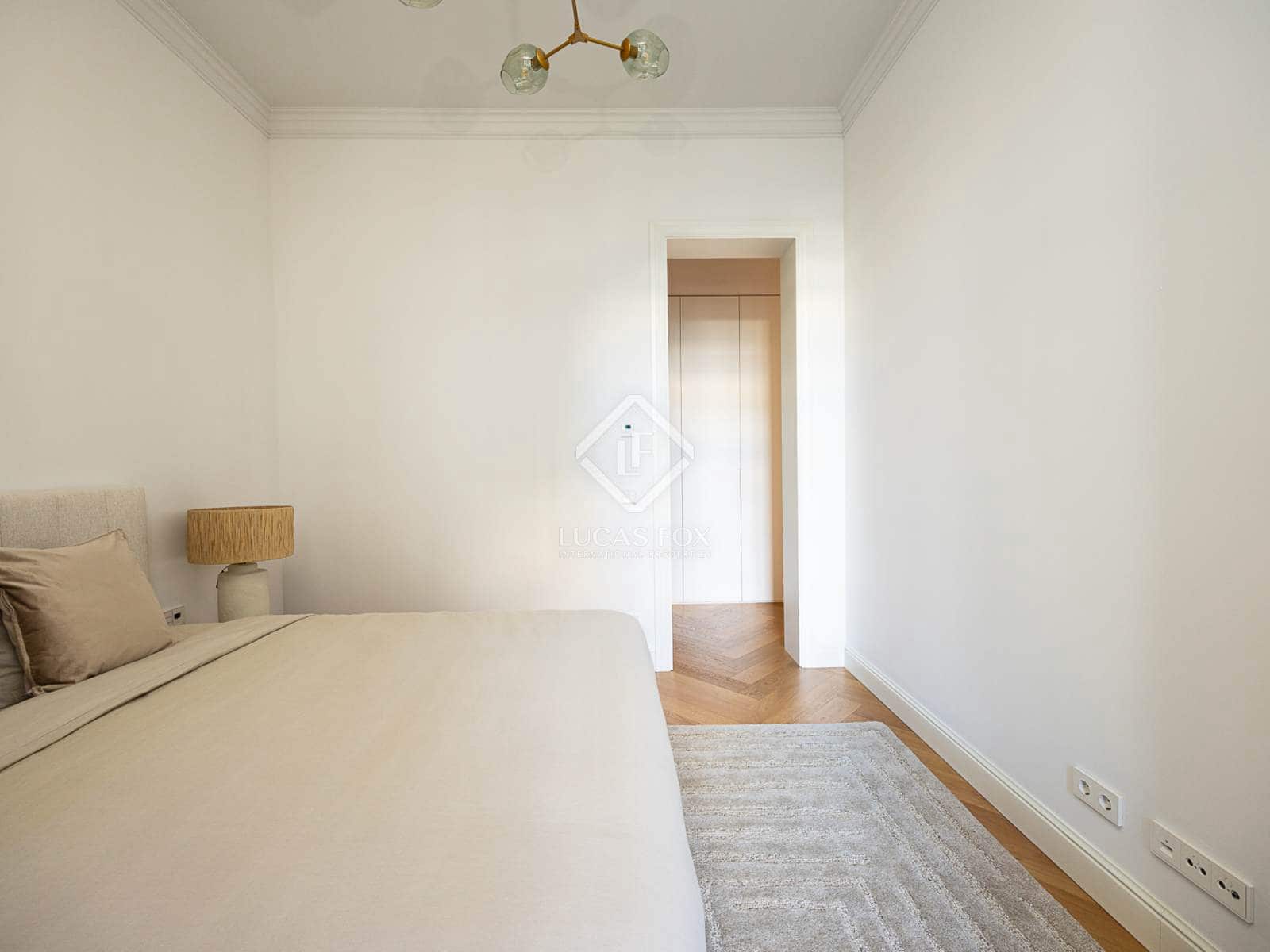 3 sovrum Lägenhet att hyra i Barcelona stad med pool - 10 000 € (Ref: 8703177)