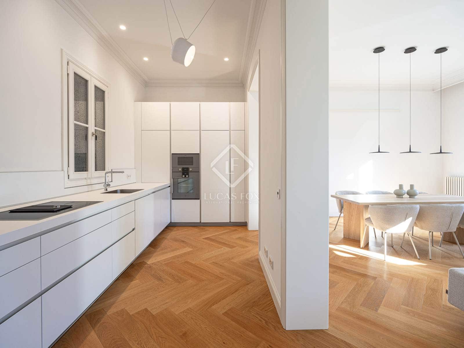 3 sovrum Lägenhet att hyra i Barcelona stad med pool - 10 000 € (Ref: 8703177)