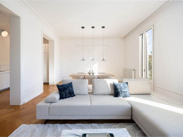 3 sovrum Lägenhet att hyra i Barcelona stad med pool - 10 000 € (Ref: 8703177)
