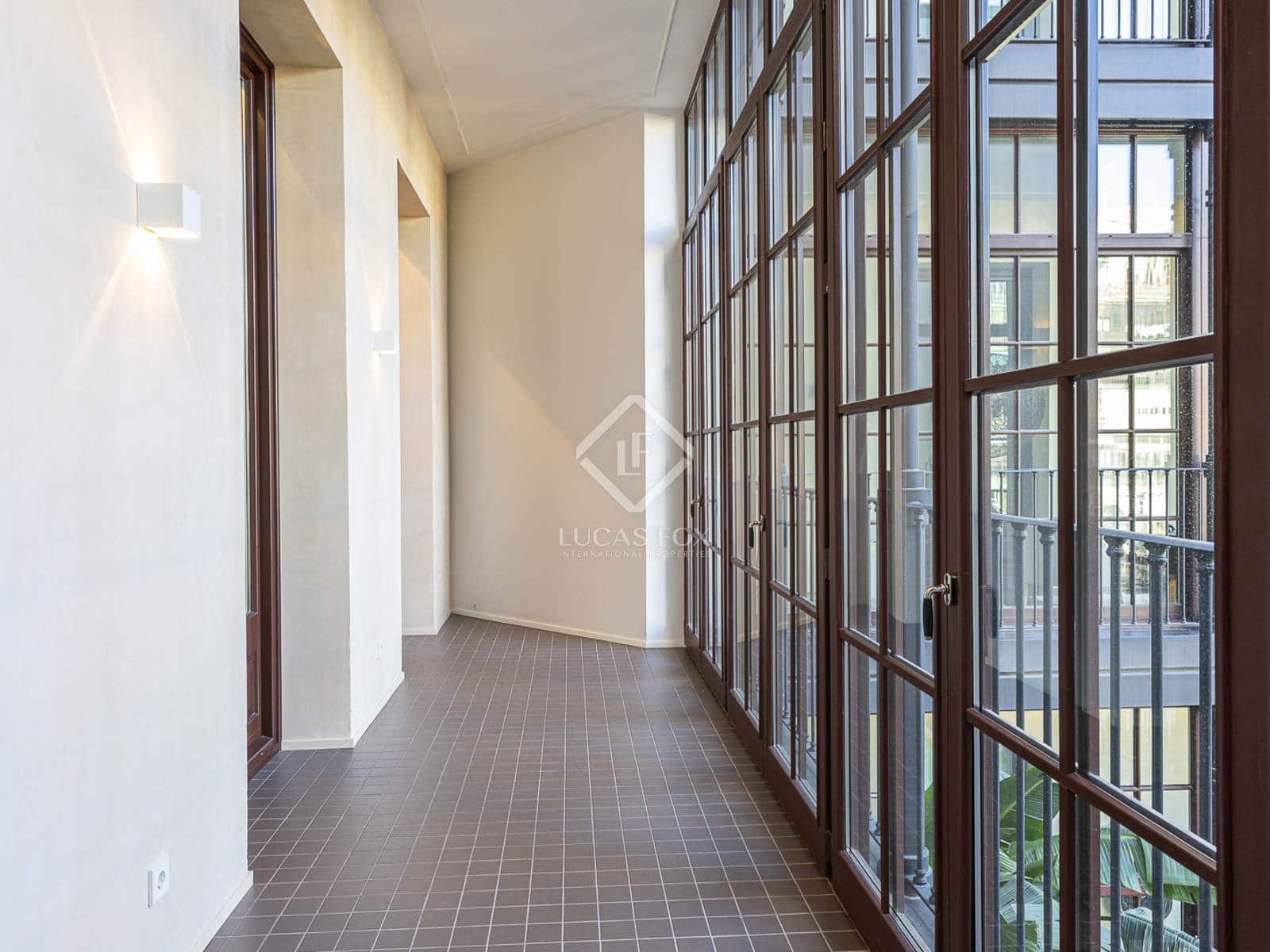 3 sovrum Lägenhet att hyra i Barcelona stad med pool - 10 000 € (Ref: 8703177)