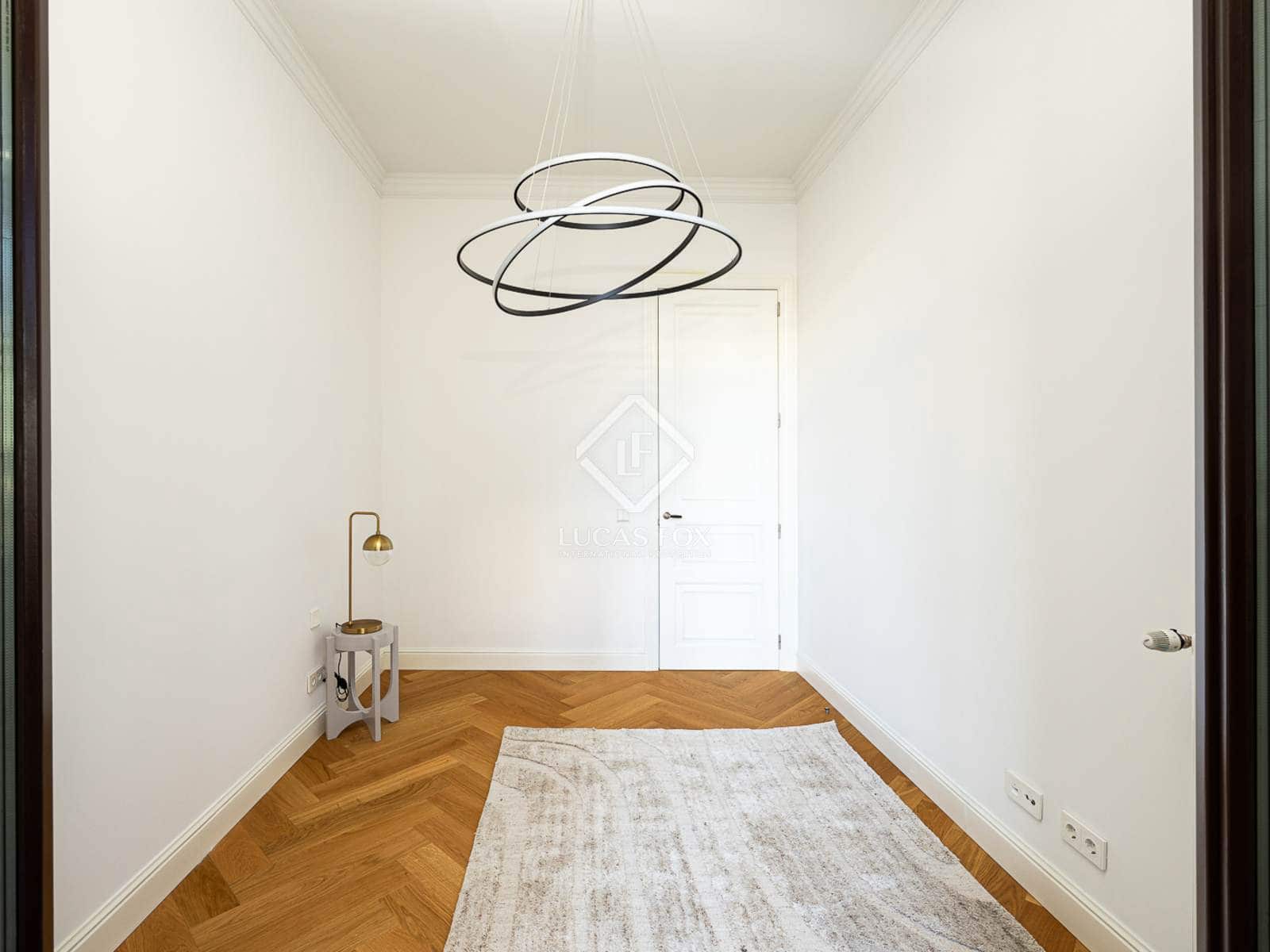 3 sovrum Lägenhet att hyra i Barcelona stad med pool - 10 000 € (Ref: 8703177)