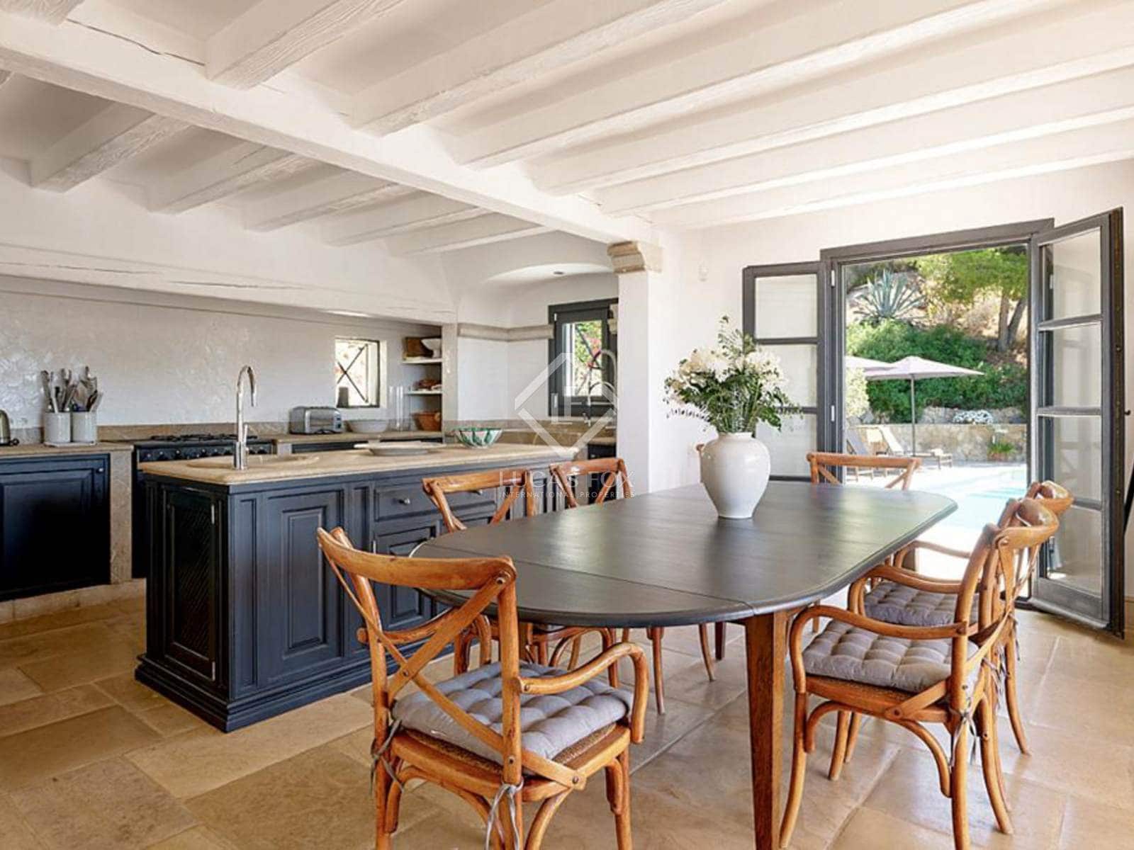 6 soveværelse Villa til salg i Puerto de Andratx med swimmingpool garage - € 7.900.000 (Ref: 8703178)