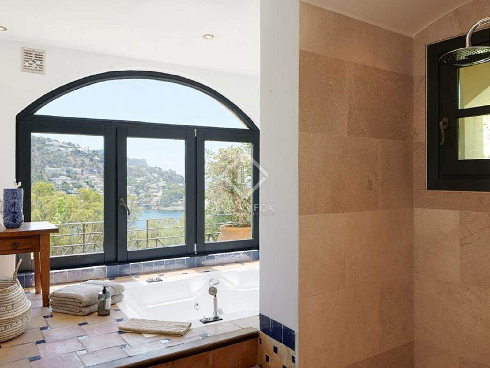 6 soveværelse Villa til salg i Puerto de Andratx med swimmingpool garage - € 7.900.000 (Ref: 8703178)