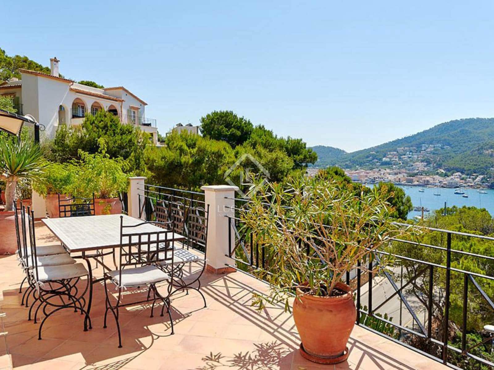 6 soveværelse Villa til salg i Puerto de Andratx med swimmingpool garage - € 7.900.000 (Ref: 8703178)