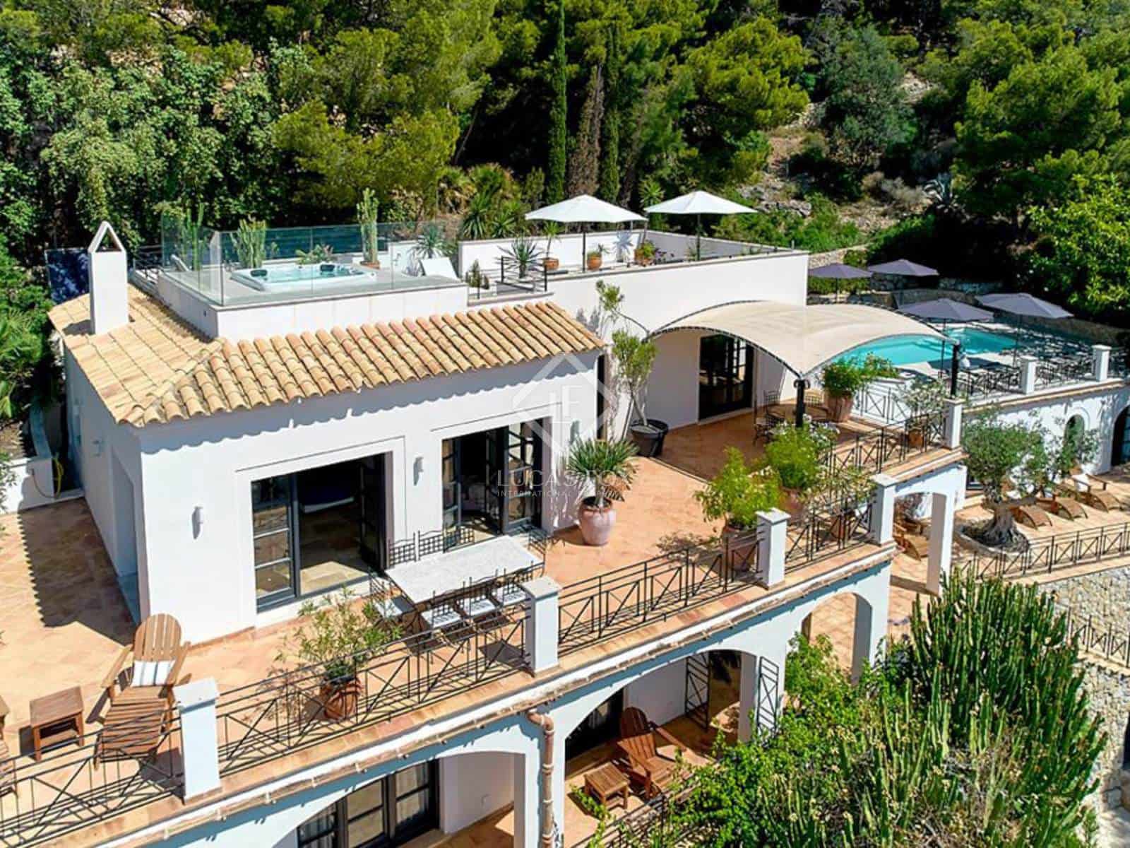 6 soveværelse Villa til salg i Puerto de Andratx med swimmingpool garage - € 7.900.000 (Ref: 8703178)