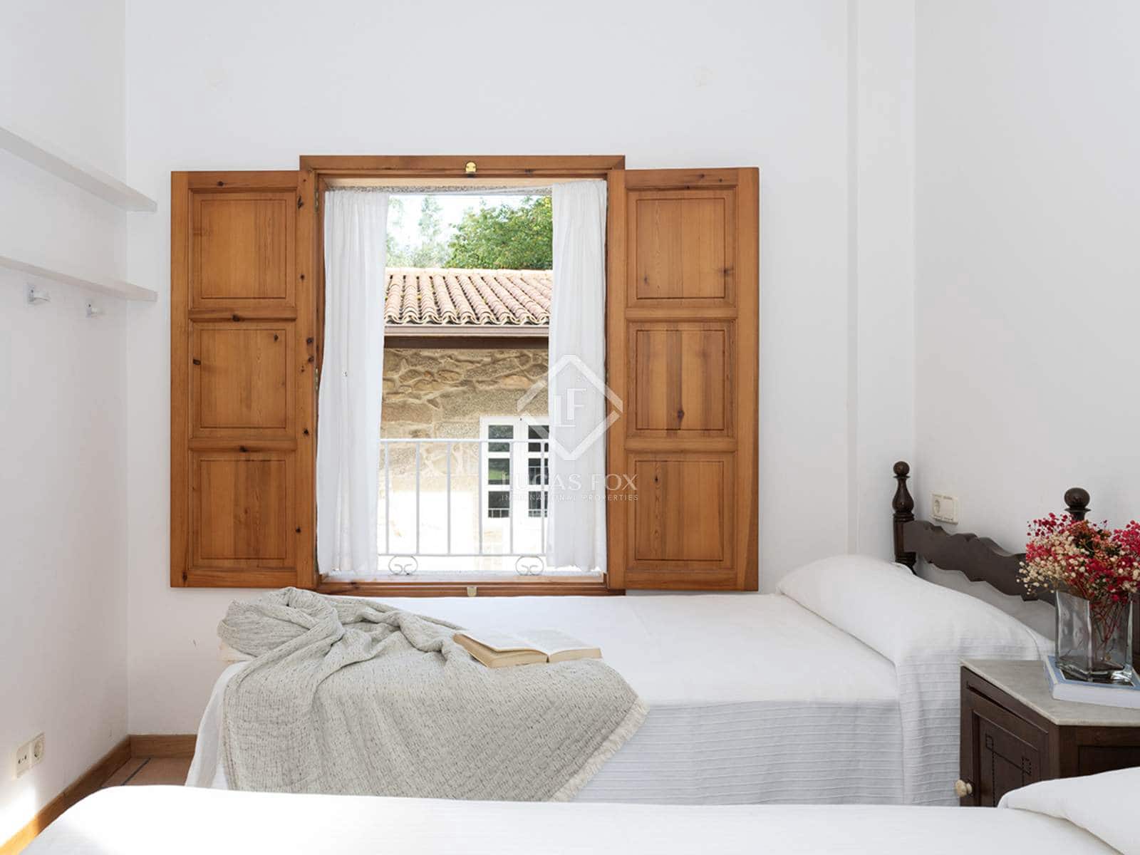 6 soveværelse Villa til salg i Cerdedo-Cotobade med swimmingpool garage - € 1.200.000 (Ref: 8703278)