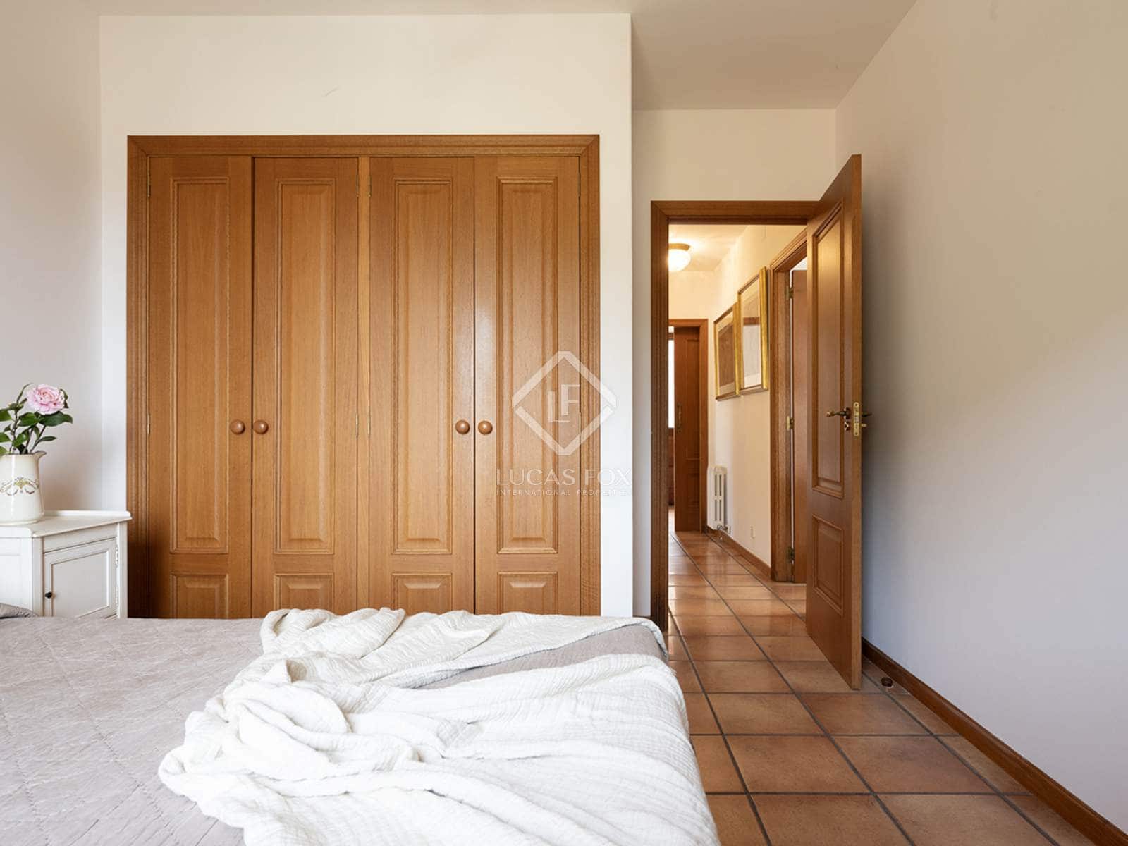 6 soveværelse Villa til salg i Cerdedo-Cotobade med swimmingpool garage - € 1.200.000 (Ref: 8703278)