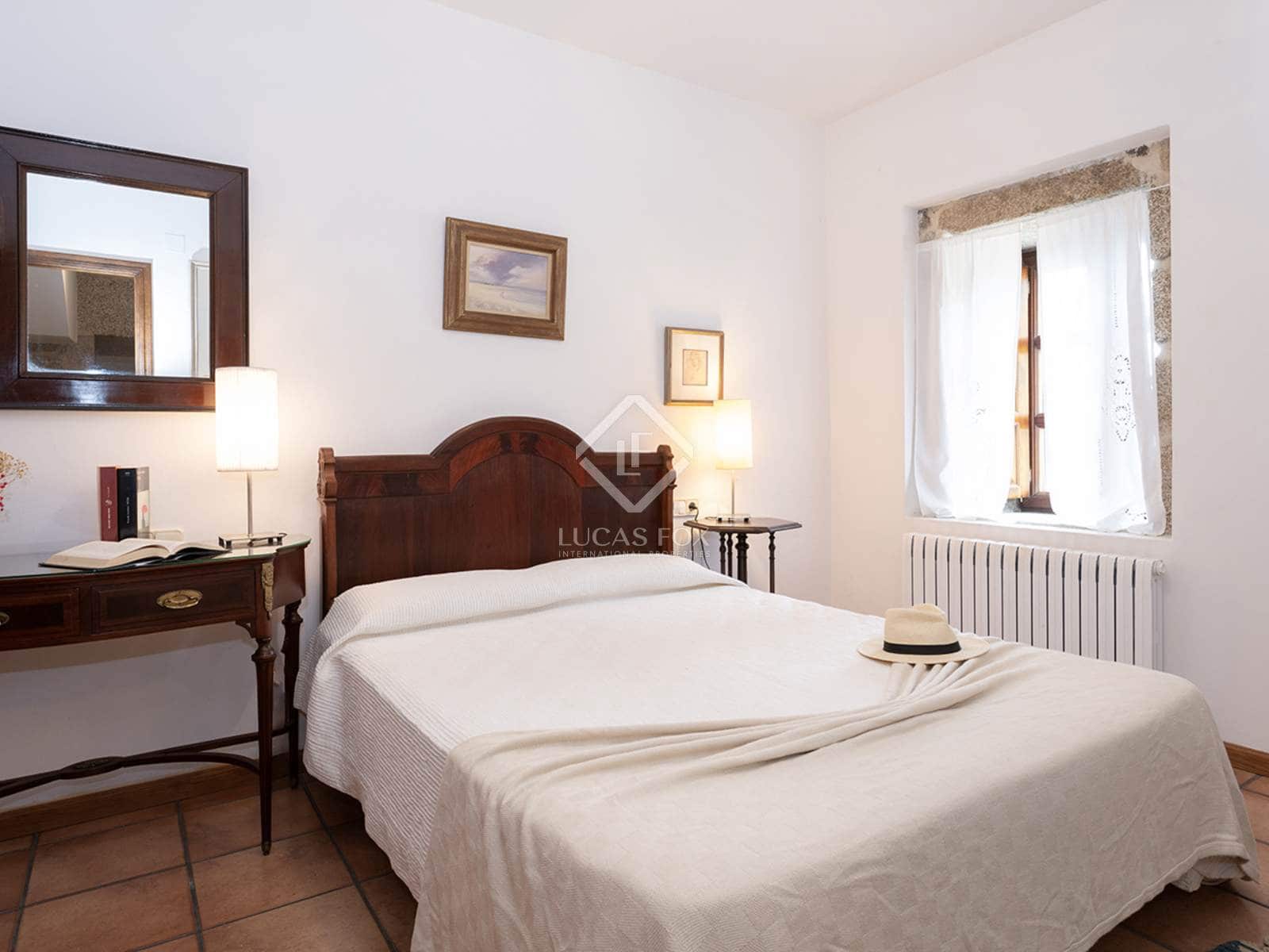 6 soveværelse Villa til salg i Cerdedo-Cotobade med swimmingpool garage - € 1.200.000 (Ref: 8703278)