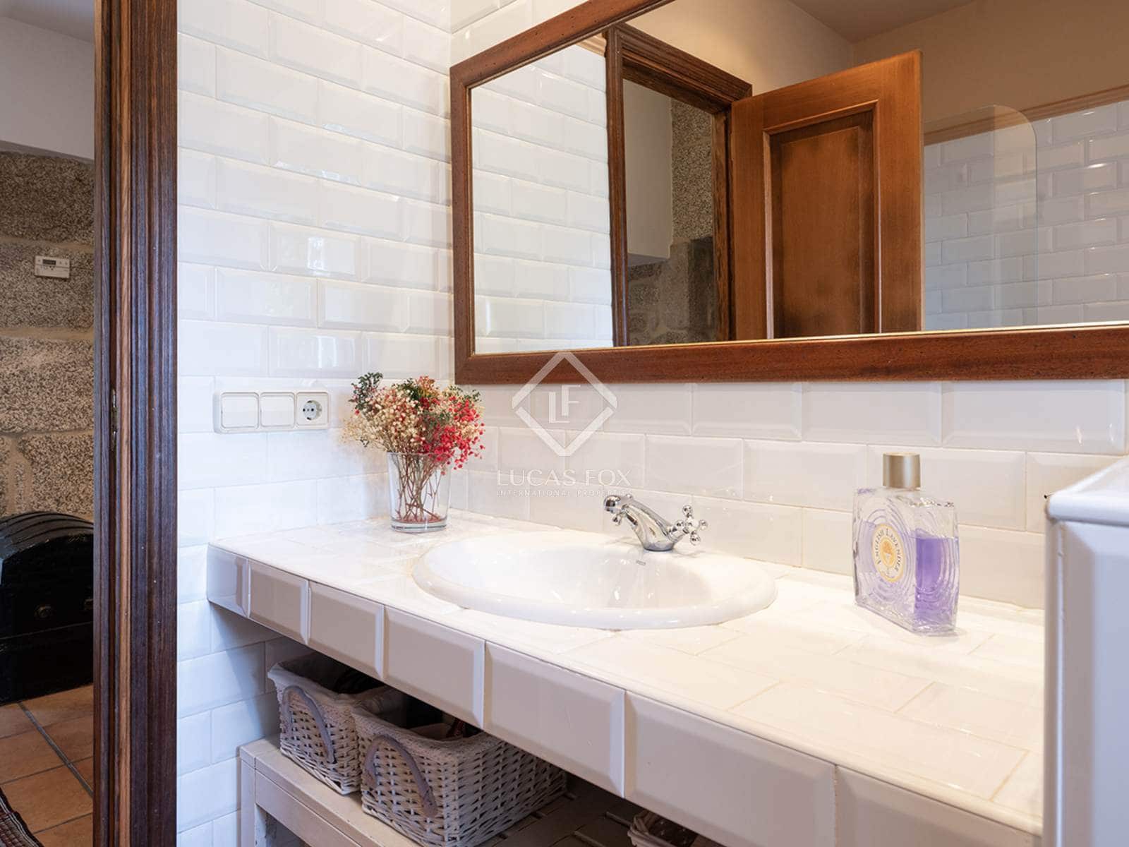 6 soveværelse Villa til salg i Cerdedo-Cotobade med swimmingpool garage - € 1.200.000 (Ref: 8703278)