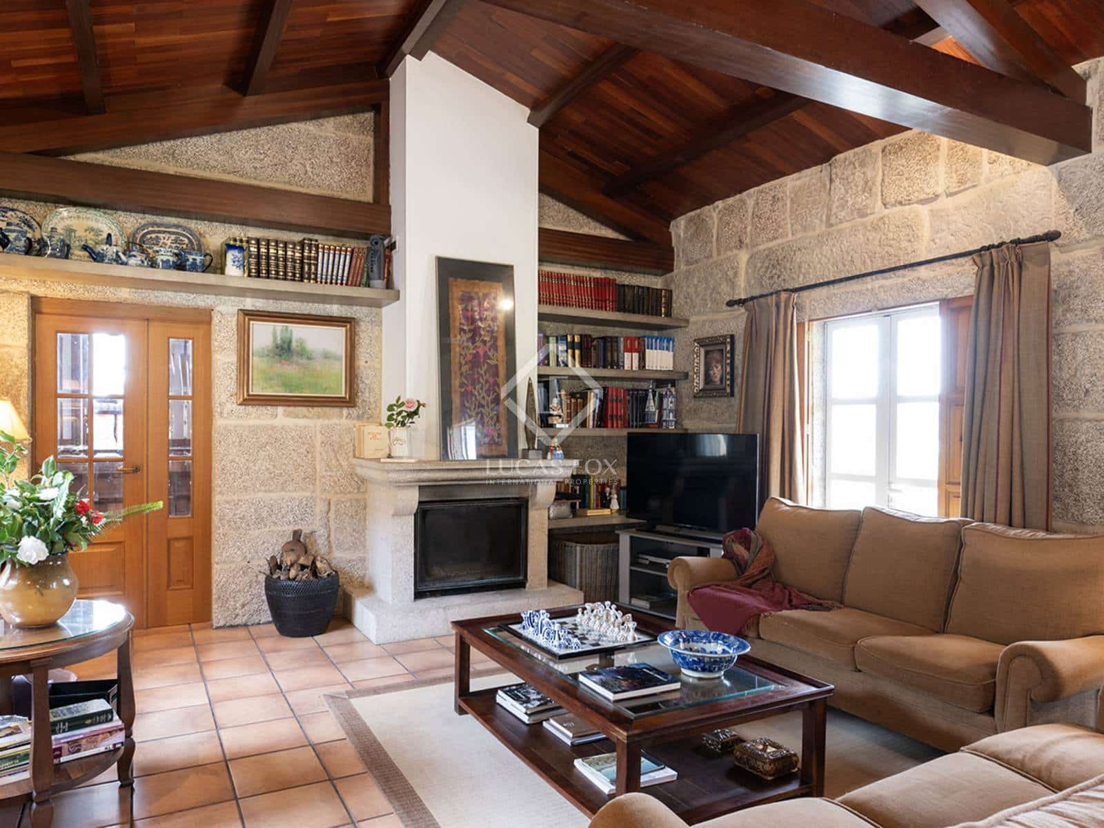 6 soveværelse Villa til salg i Cerdedo-Cotobade med swimmingpool garage - € 1.200.000 (Ref: 8703278)