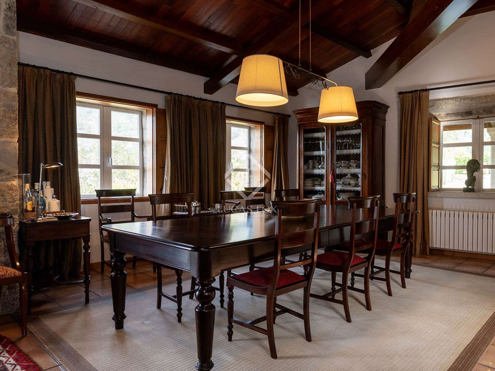 6 soveværelse Villa til salg i Cerdedo-Cotobade med swimmingpool garage - € 1.200.000 (Ref: 8703278)