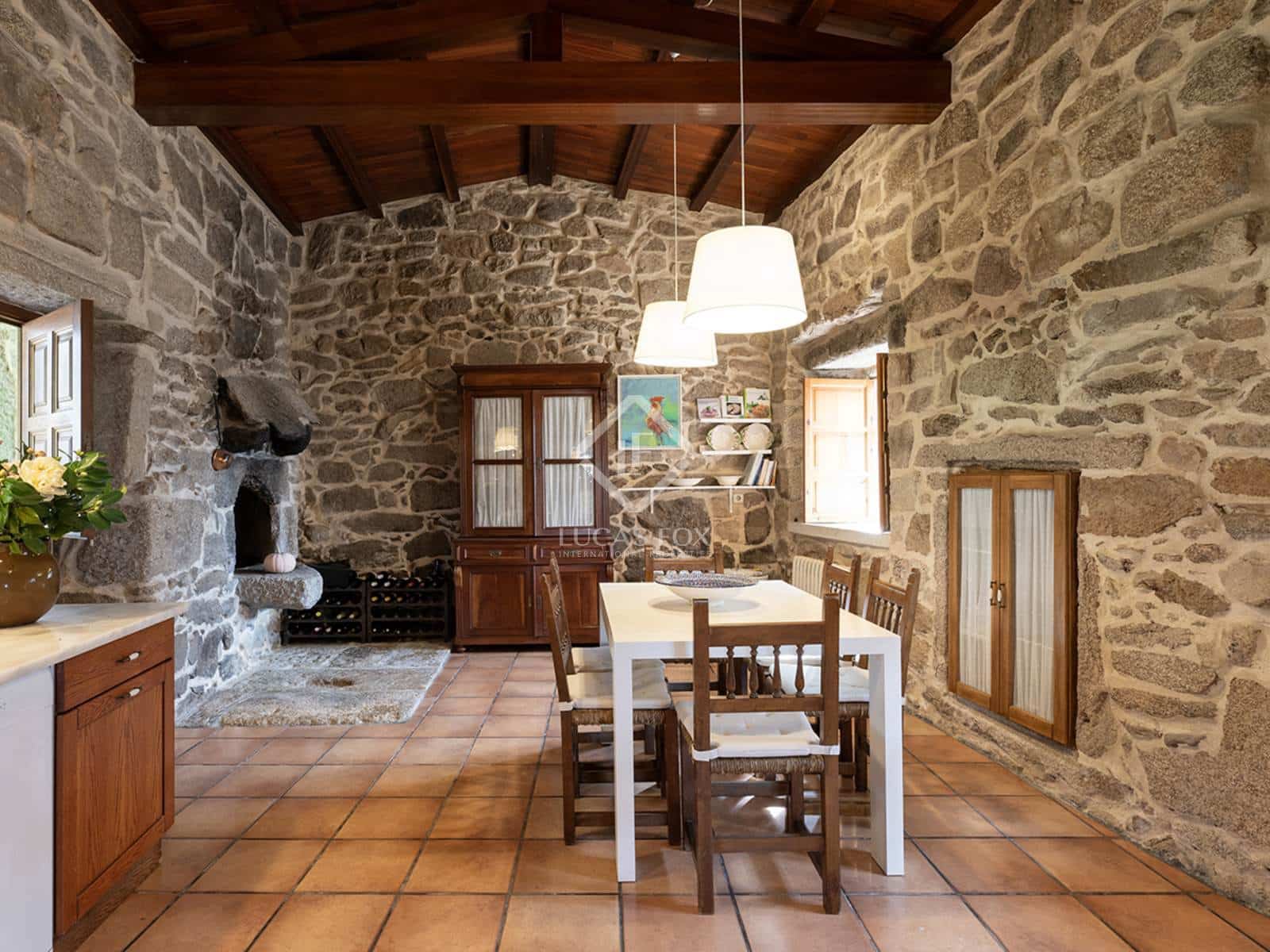 6 soveværelse Villa til salg i Cerdedo-Cotobade med swimmingpool garage - € 1.200.000 (Ref: 8703278)