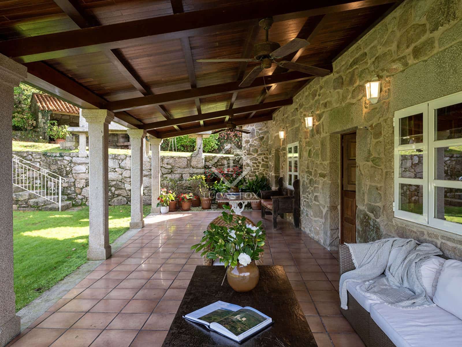 6 soveværelse Villa til salg i Cerdedo-Cotobade med swimmingpool garage - € 1.200.000 (Ref: 8703278)