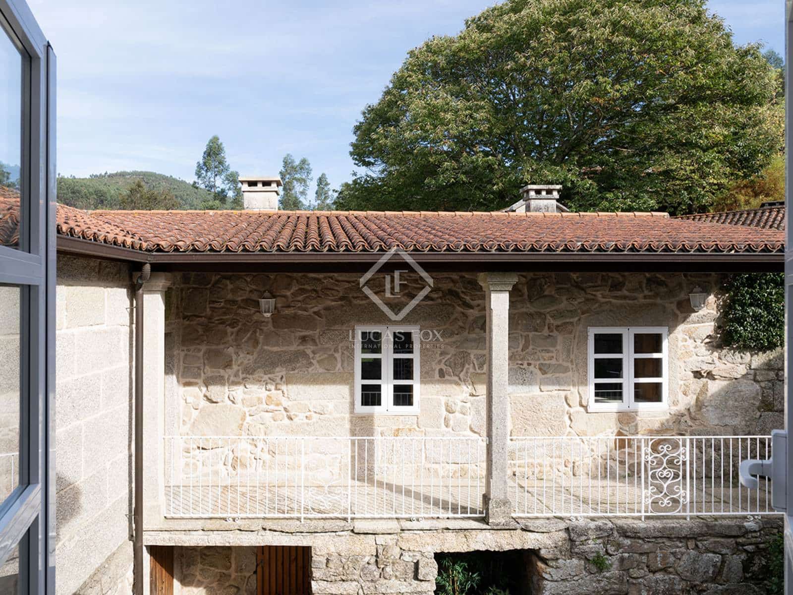 6 soveværelse Villa til salg i Cerdedo-Cotobade med swimmingpool garage - € 1.200.000 (Ref: 8703278)