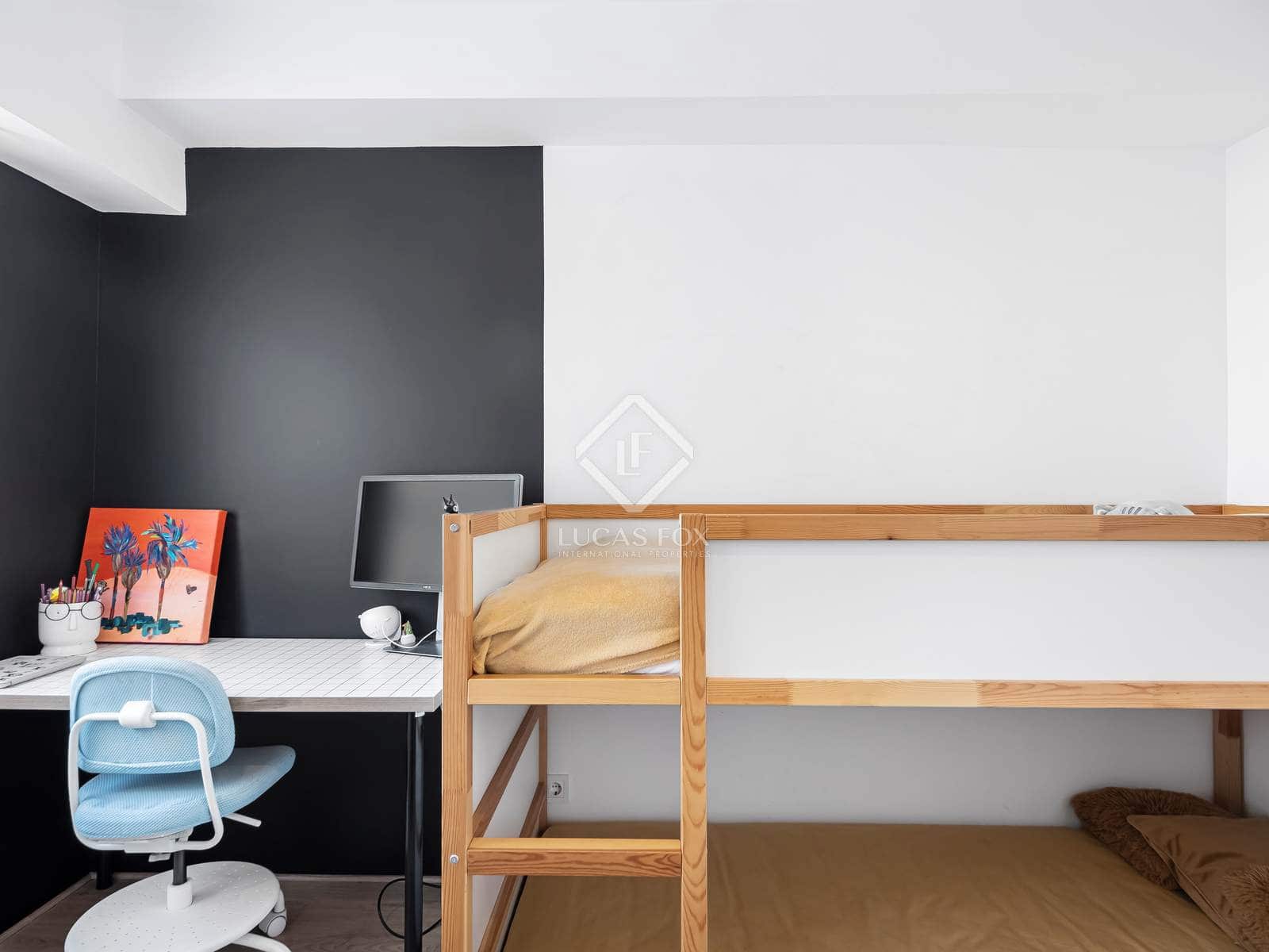 4 bedroom Apartment for sale in Alicante / Alacant city with garage - € 850,000 (Ref: 8705725)