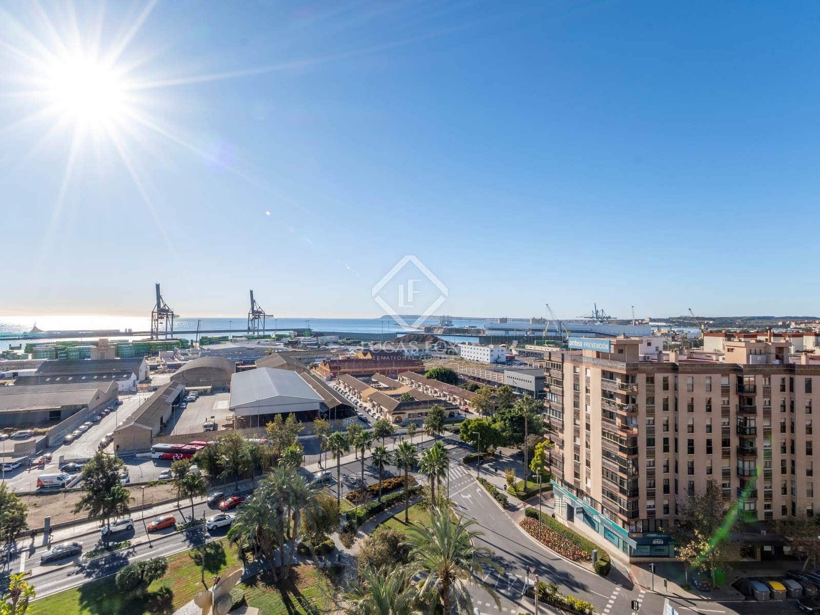 4 bedroom Apartment for sale in Alicante / Alacant city with garage - € 850,000 (Ref: 8705725)