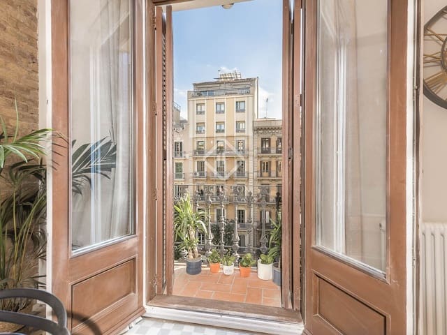 3 slaapkamer Appartement te koop in Barcelona stad - € 1.250.000 (Ref: 8708749)
