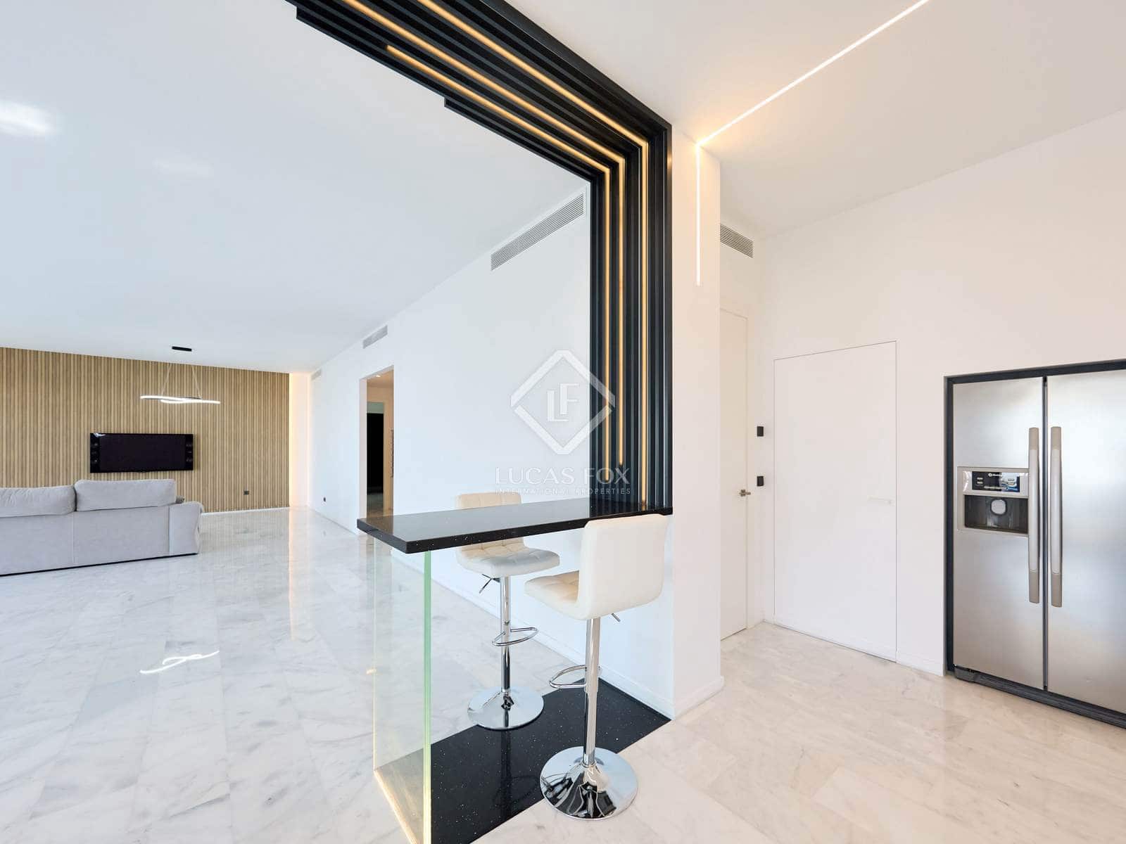 5 bedroom Villa for sale in Altea with pool garage - € 2,180,000 (Ref: 8710798)