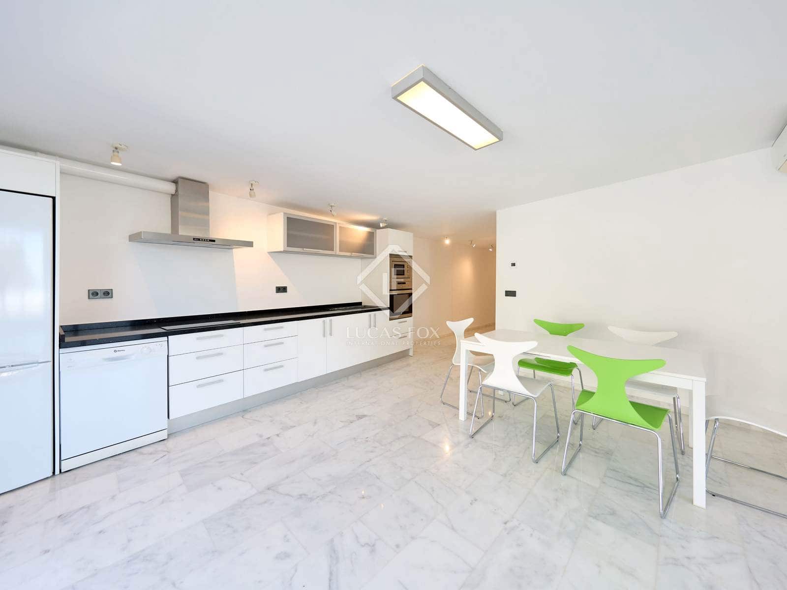 5 bedroom Villa for sale in Altea with pool garage - € 2,180,000 (Ref: 8710798)