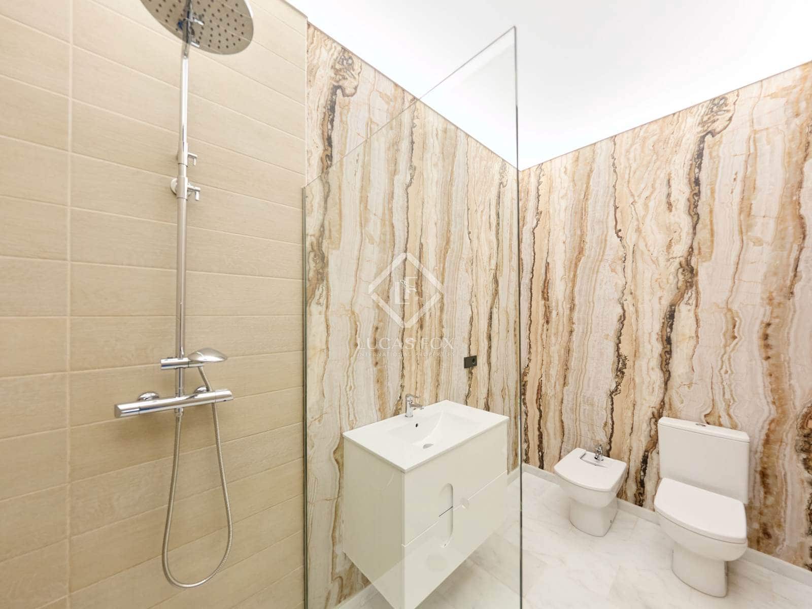 5 bedroom Villa for sale in Altea with pool garage - € 2,180,000 (Ref: 8710798)