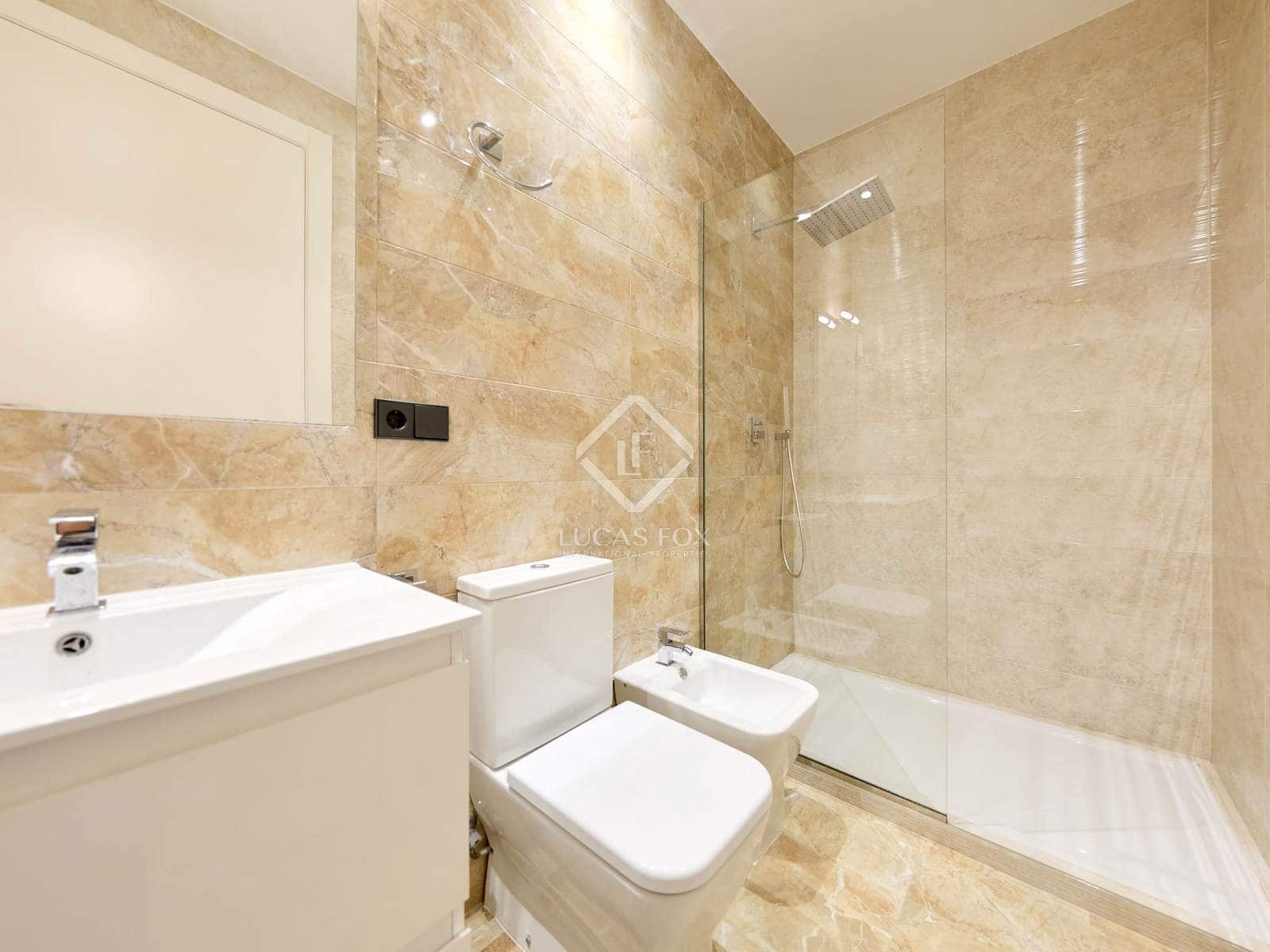 5 bedroom Villa for sale in Altea with pool garage - € 2,180,000 (Ref: 8710798)