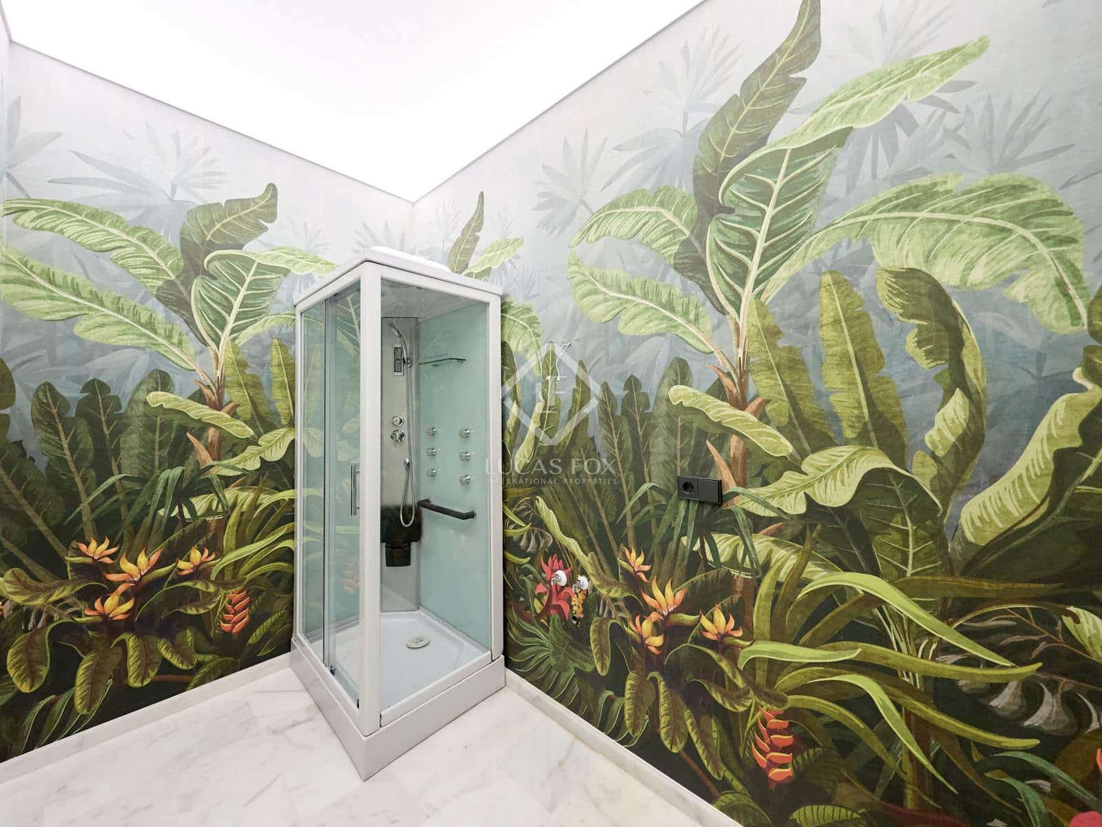 5 bedroom Villa for sale in Altea with pool garage - € 2,180,000 (Ref: 8710798)