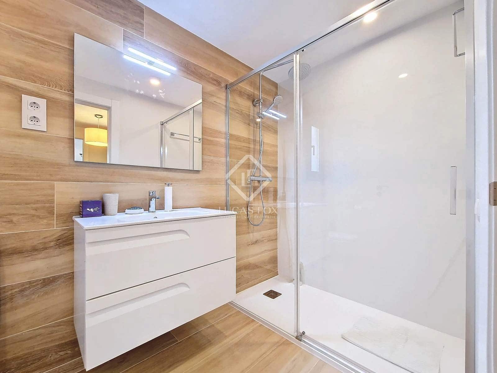 5 soverom Villa til salgs i Calafell med svømmebasseng garasje - € 695 000 (Ref: 8714371)