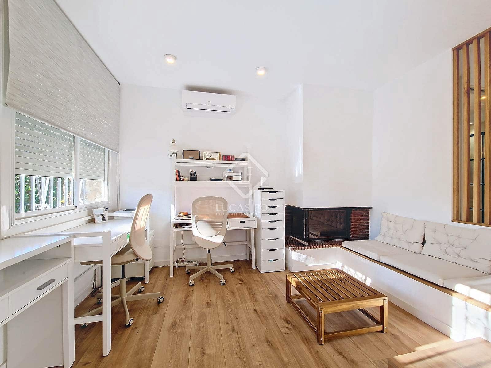 5 soverom Villa til salgs i Calafell med svømmebasseng garasje - € 695 000 (Ref: 8714371)