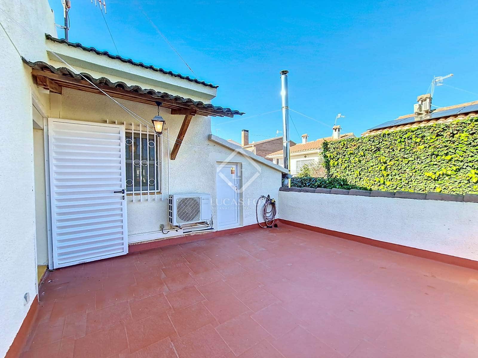 5 soverom Villa til salgs i Calafell med svømmebasseng garasje - € 695 000 (Ref: 8714371)