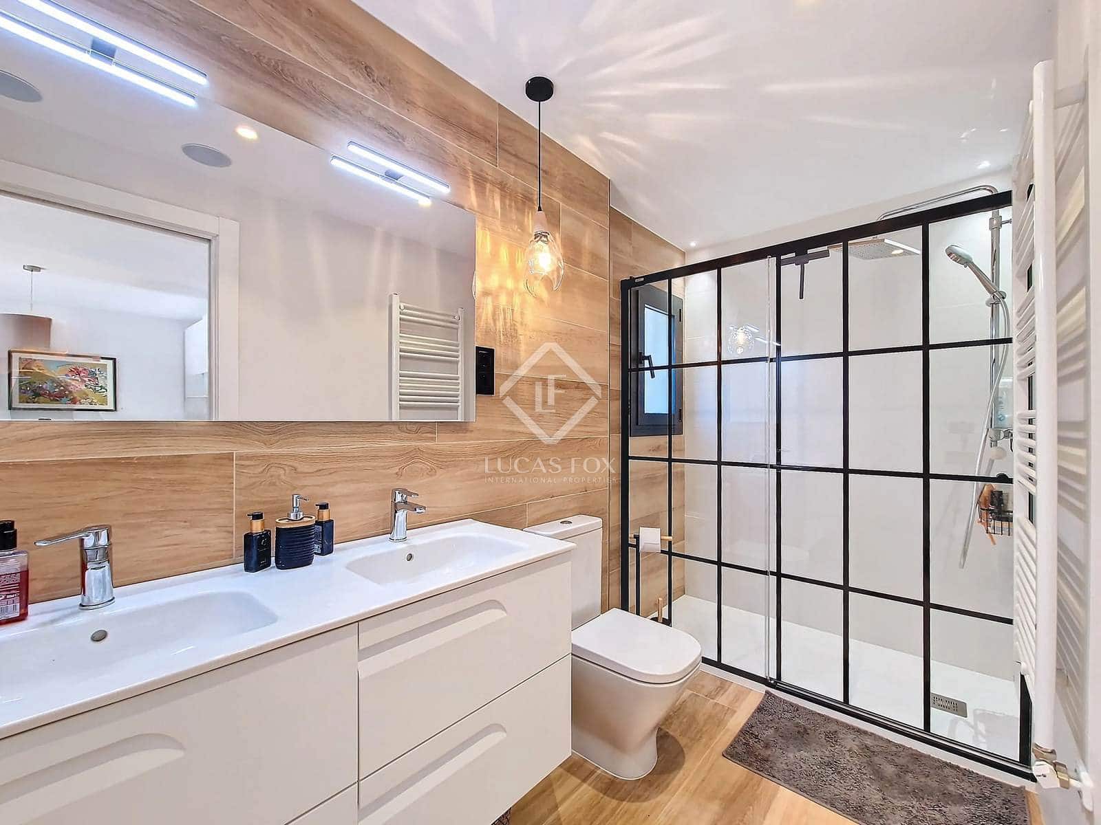 5 soverom Villa til salgs i Calafell med svømmebasseng garasje - € 695 000 (Ref: 8714371)