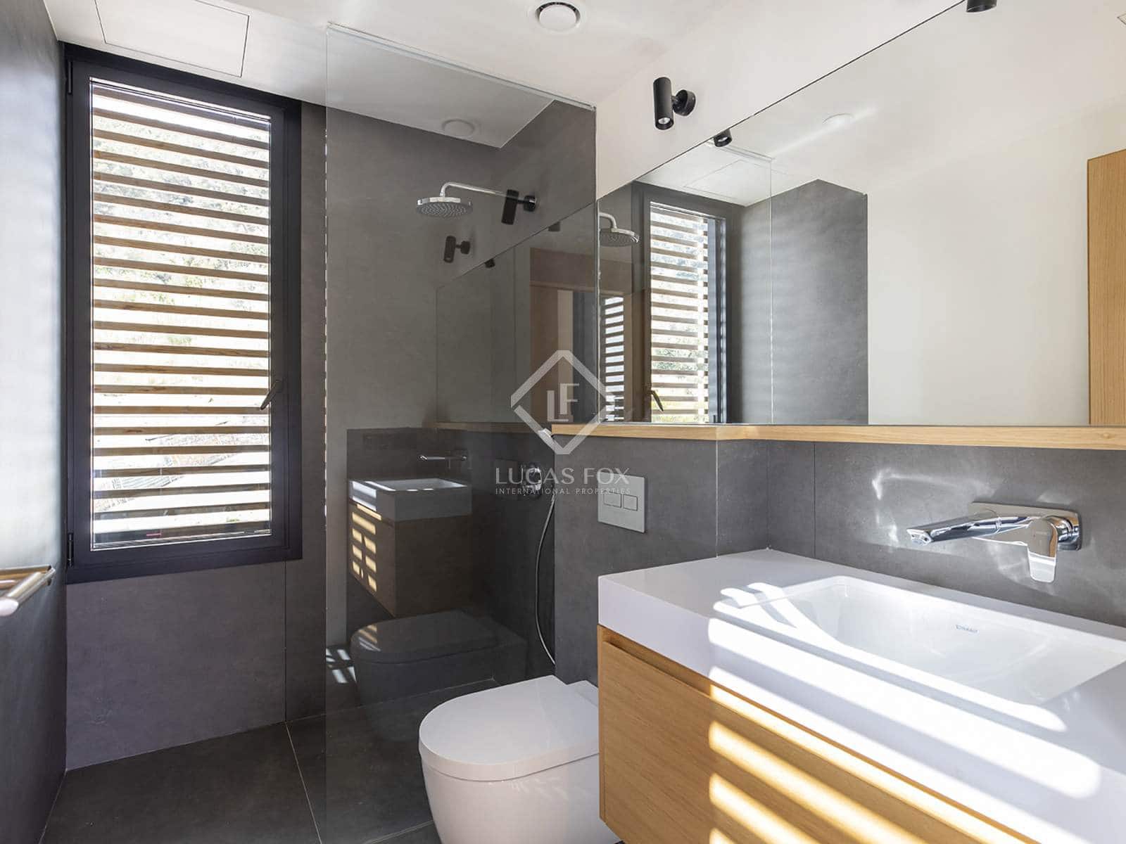 7 bedroom Villa for rent in Barcelona city with pool garage - € 14,000 (Ref: 8715172)