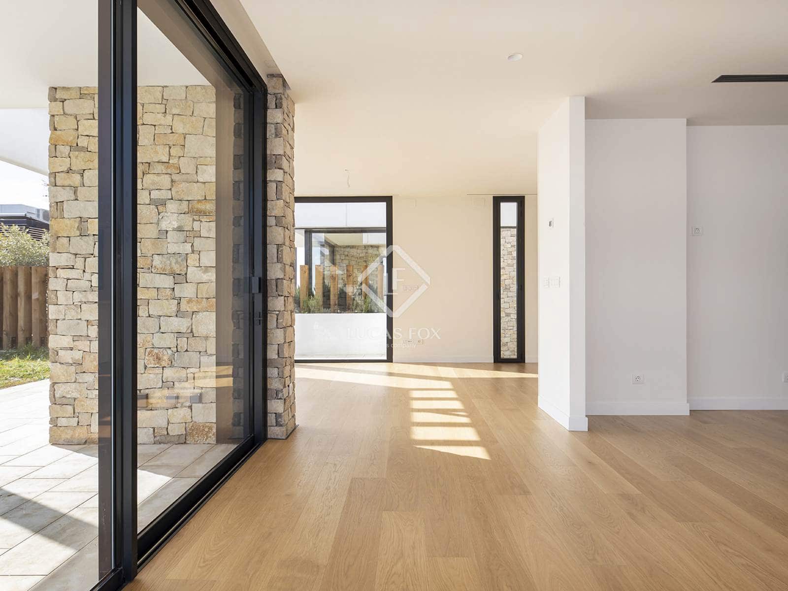 7 bedroom Villa for rent in Barcelona city with pool garage - € 14,000 (Ref: 8715172)