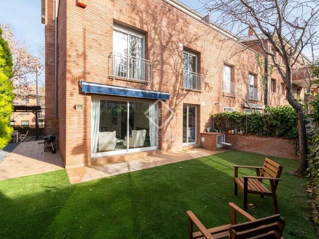 5 Zimmer Villa zu verkaufen in Sant Cugat del Vallès mit Garage - 1.250.000 € (Ref: 8718456)