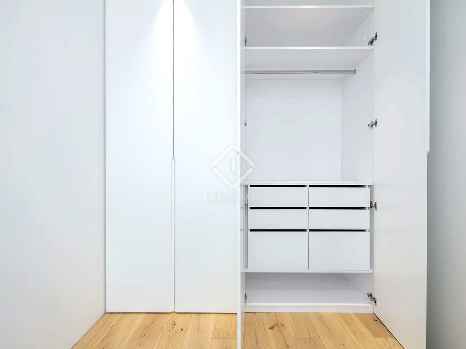 3 bedroom Apartment for rent in Barcelona city - € 4,000 (Ref: 8723063)