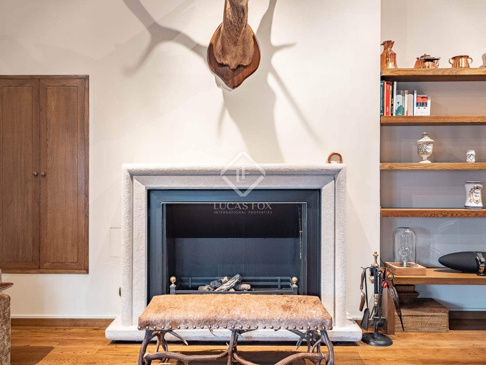 6 soveværelse Villa til salg i Alp med garage - € 860.000 (Ref: 8723410)