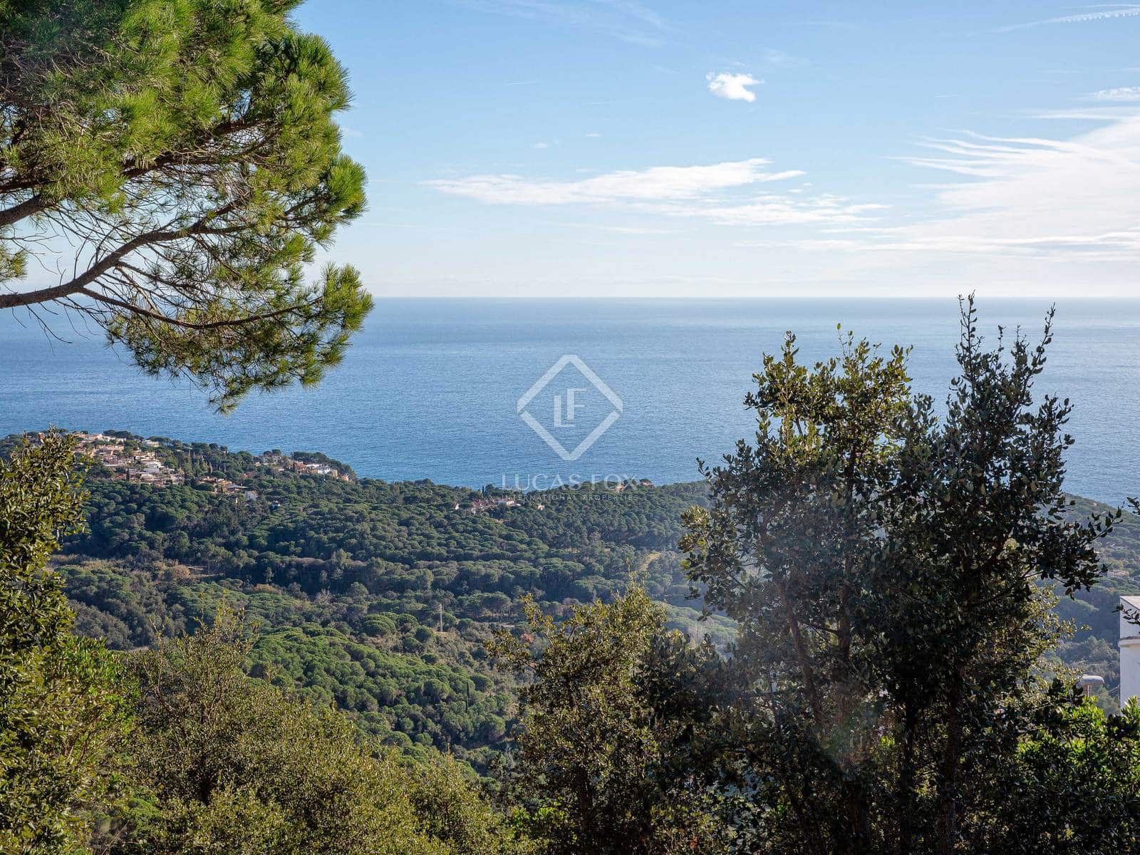 5 soveværelse Villa til salg i Lloret de Mar med swimmingpool garage - € 800.000 (Ref: 8726684)