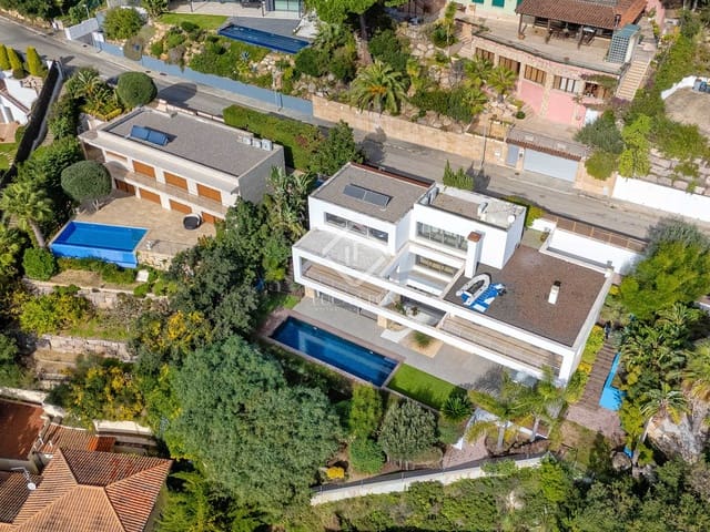 5 slaapkamer Villa te koop in Blanes met zwembad garage - € 1.950.000 (Ref: 8728284)