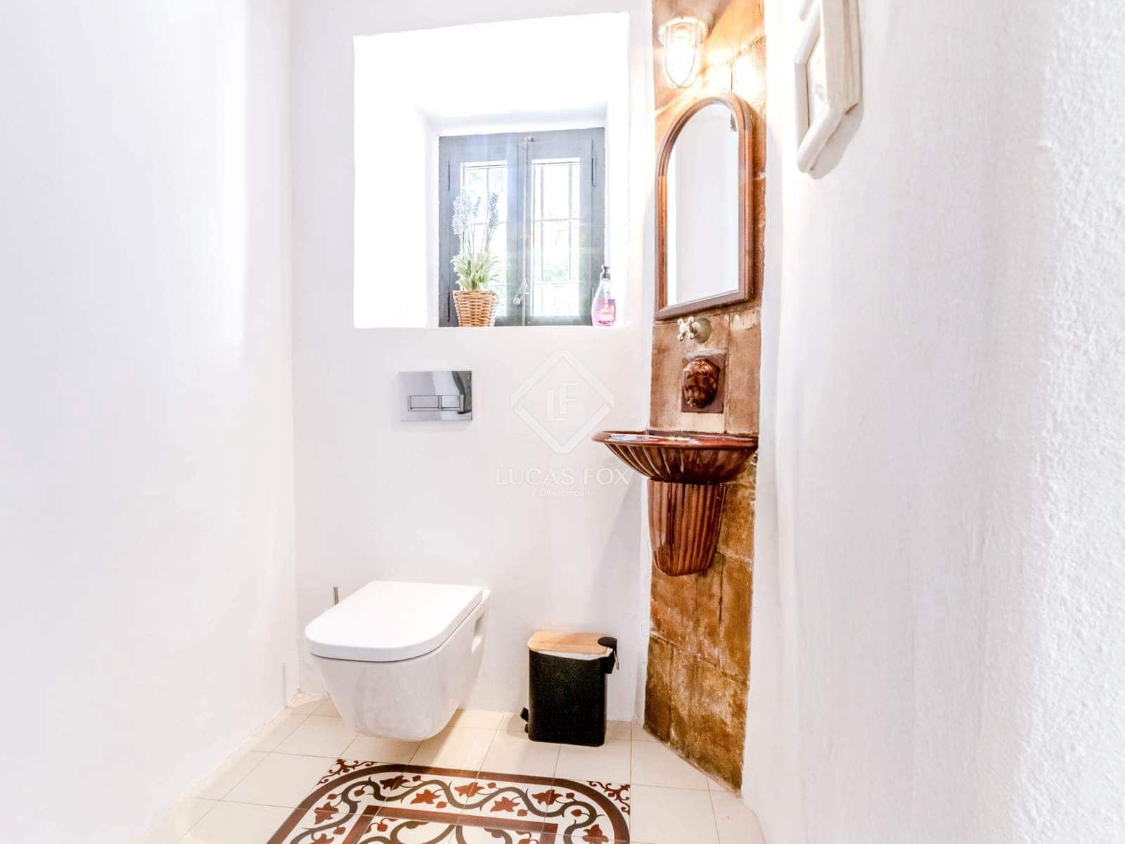 9 soverom Finca/Herregård til salgs i Canyelles med svømmebasseng garasje - € 2 750 000 (Ref: 8734685)