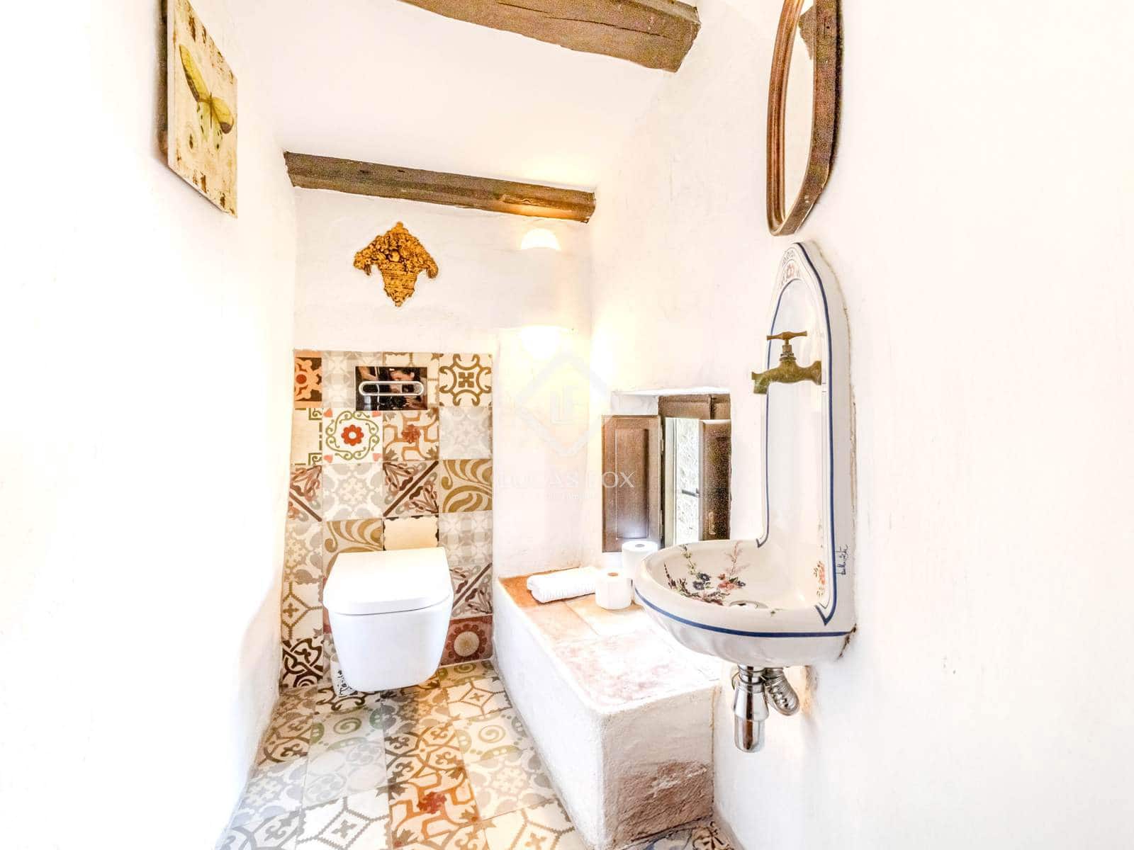 9 soverom Finca/Herregård til salgs i Canyelles med svømmebasseng garasje - € 2 750 000 (Ref: 8734685)