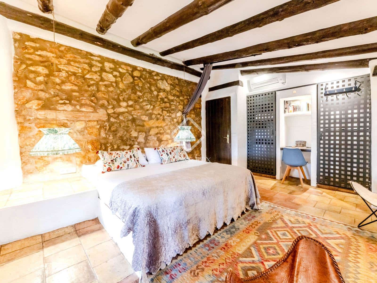 9 soverom Finca/Herregård til salgs i Canyelles med svømmebasseng garasje - € 2 750 000 (Ref: 8734685)