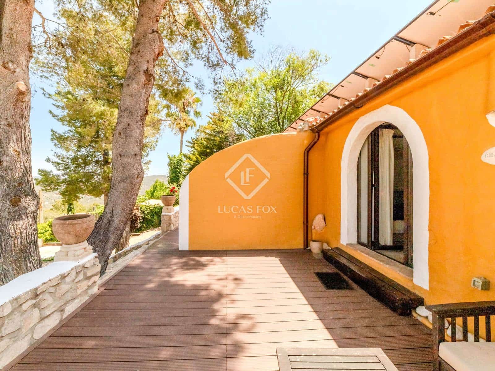 9 soverom Finca/Herregård til salgs i Canyelles med svømmebasseng garasje - € 2 750 000 (Ref: 8734685)